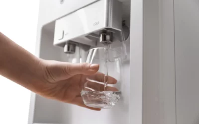 Purificatori d’acqua sopralavello e sottolavello: caratteristiche e differenze.