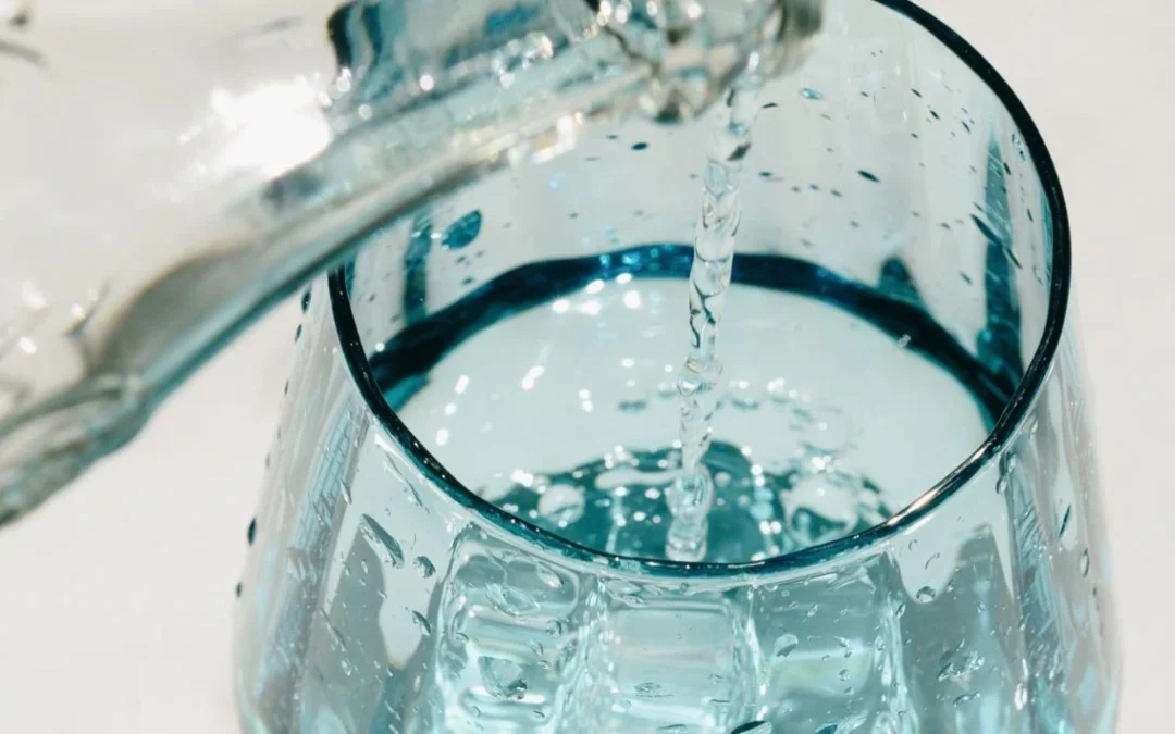 I benefici dell’acqua alcalina: mito o realtà?