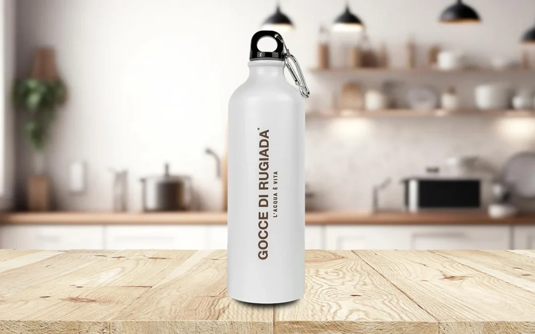 Ogni quanto lavare la borraccia? Errori comuni, rischi batterici e il metodo corretto per una pulizia sicura