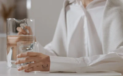 Acqua e Metabolismo: Il Ruolo Nascosto dell’Idratazione nella Gestione del Peso
